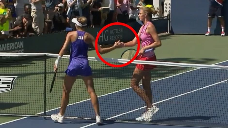 Magda Linette does not seem pleased to engage in the obligatory handshake with winning opponent Karolina Pliskova.