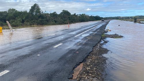 If motorists come across a flooded road "turn back and find another way around", Resilience NSW said.