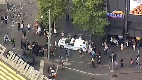 Casino goers flooded onto the street after the scare. (9NEWS)