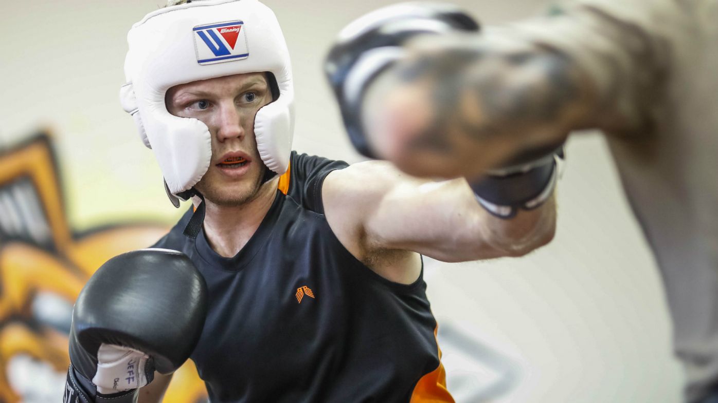 Australian Boxer Jeff Horn spars