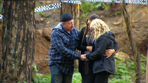 Mark and Faye Leveson at the search site on Wednesday. (9NEWS)