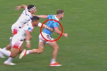 Sam Walker was awarded a penalty try after Fa&#x27;amanu Brown played at him without the ball.
