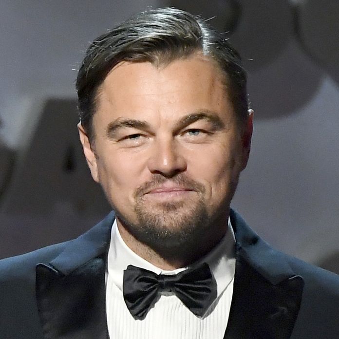 DiCaprio só namora quem tem até 25 anos? Relações amorosas geram memes -  31/08/2022 - Celebridades - F5