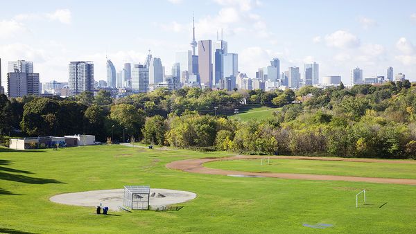Riverdale Park and Toronto skyline (Getty)