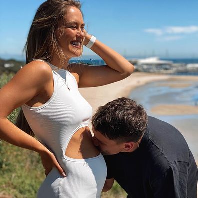 Steph Claire Smith and husband Josh Miller announce they're expecting.
