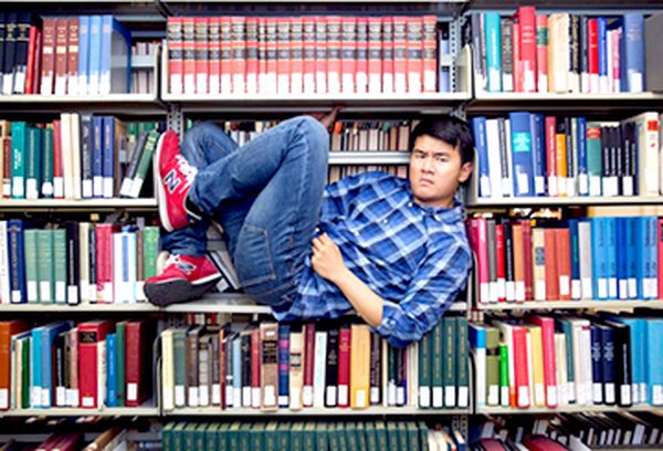 Ronny Chieng: International Student