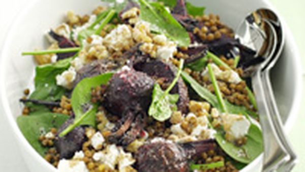Beetroot, lentil and spinach salad with fetta