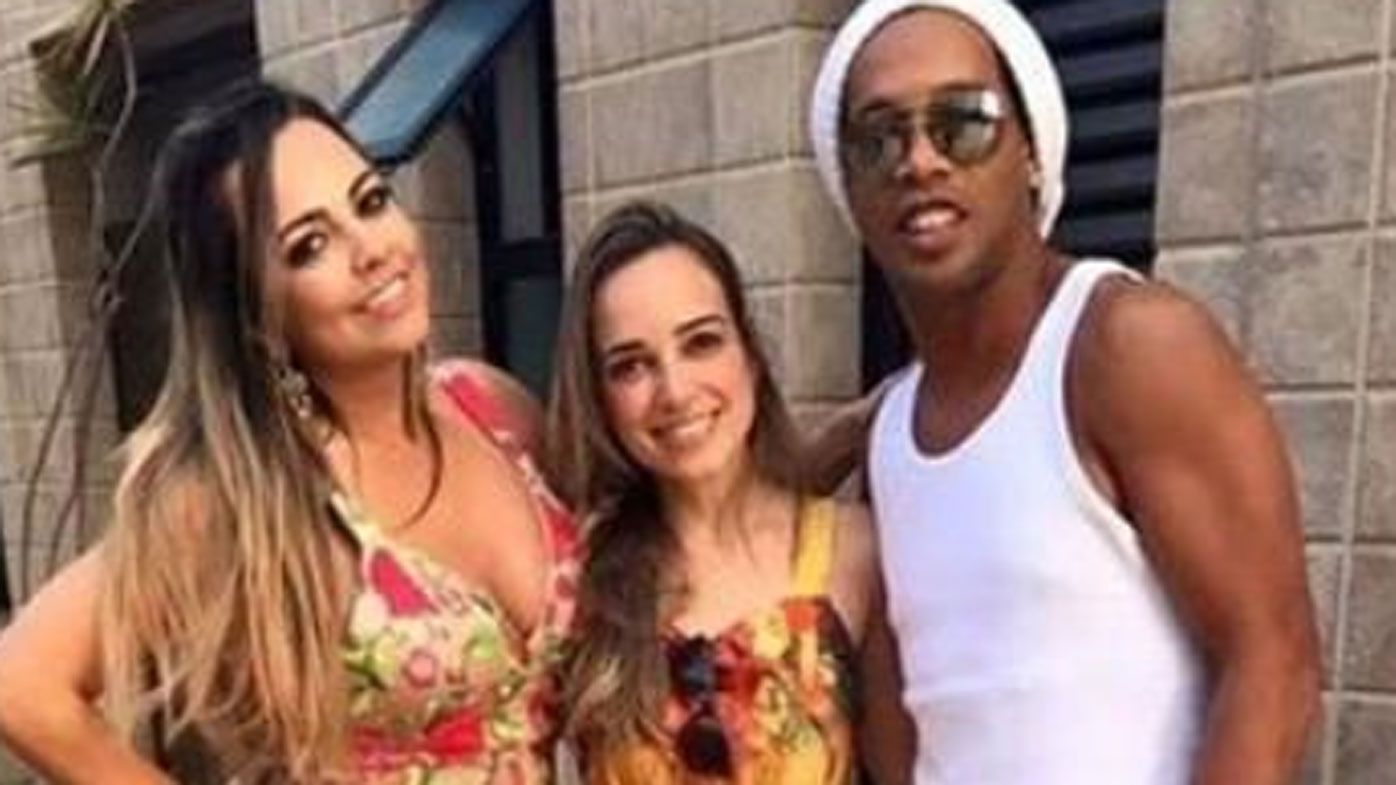 Ronaldinho to marry two women at once