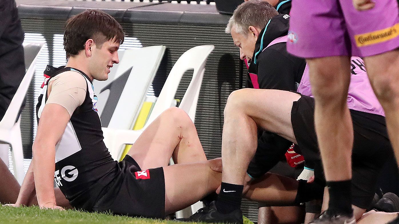Zak Butters to miss up to a month after scans reveal medial ligament strain in right knee