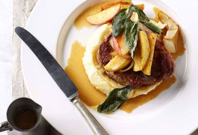 Pork with cider and apples