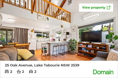 25 Oak Avenue, Lake Tabourie NSW 2539