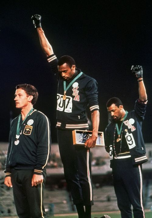 US Olympians behind 1968 raised fist protest to meet with President Obama