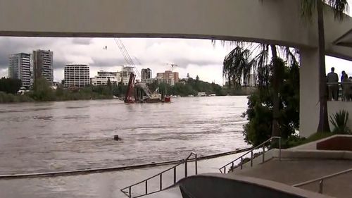 Crane sparks evacuation at Howard Smith Wharves Brisbane
