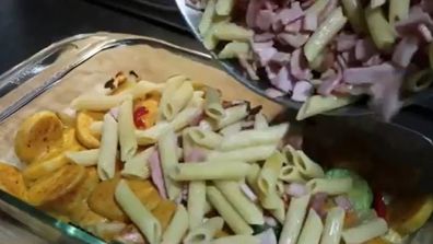 Qld mother 16 children making pasta bake