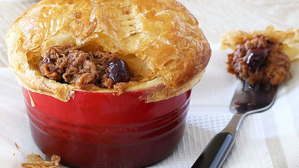 Cranberry barbecue pulled pork pie