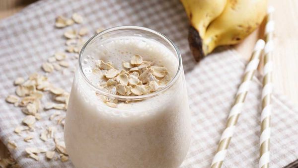 Pre-workout breakfast power smoothie by Susie Burrell