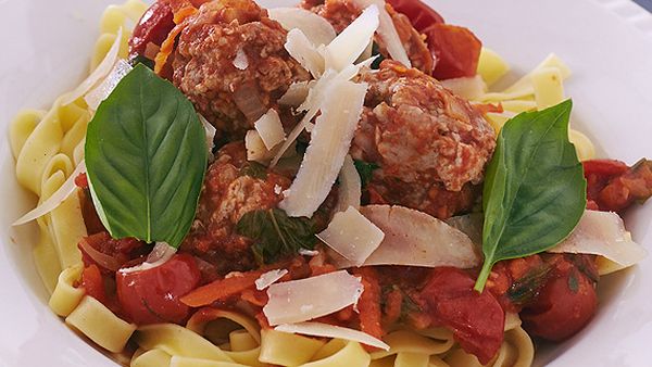 Zoe Bingley-Pullin's meatballs with fettuccine and tomato sauce