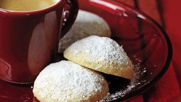 Powdered sugar biscuits