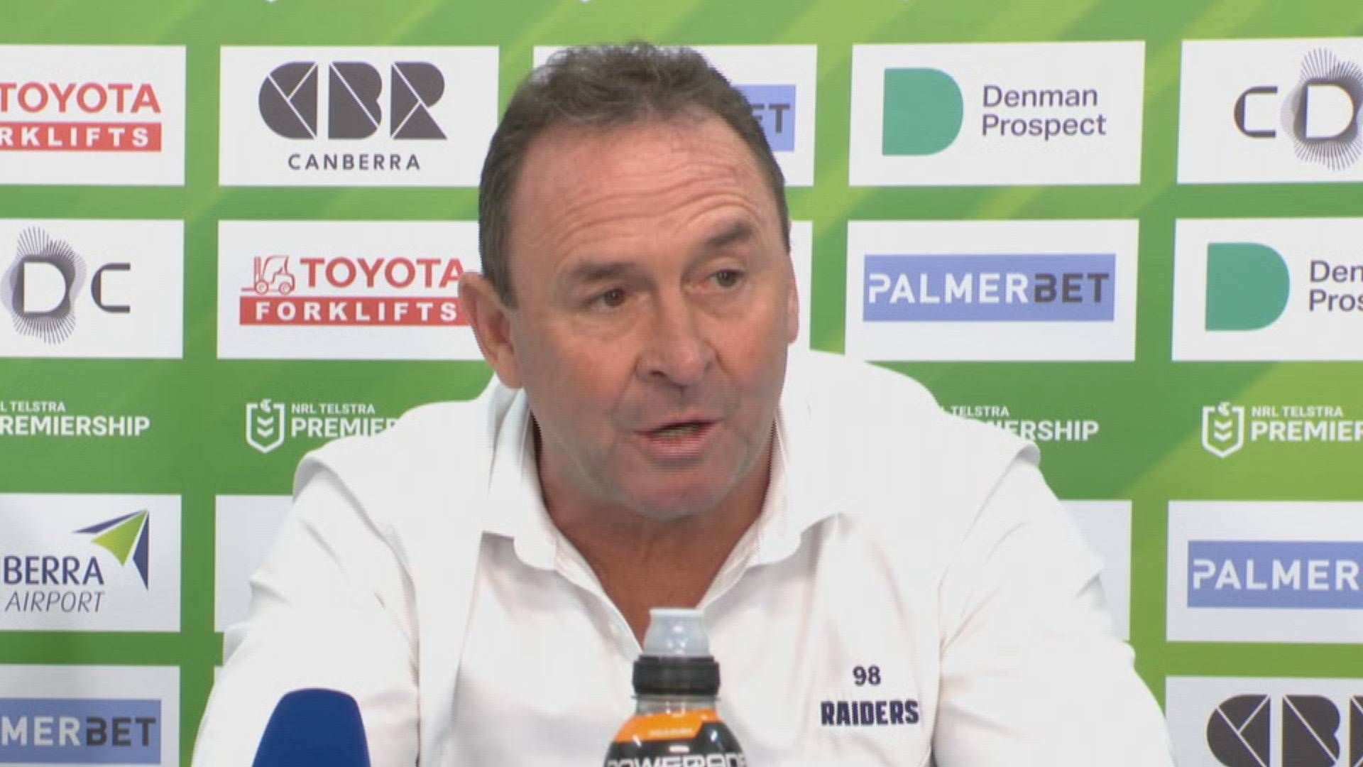 'On another planet': NRL legend Billy Slater reacts to 'war of words' between Ricky Stuart and Des Hasler