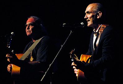 Kev Carmody and Paul Kelly (Getty)