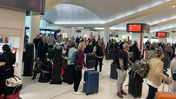 Refuelling issues at Perth Airport resolved after dozens of flights cancelled