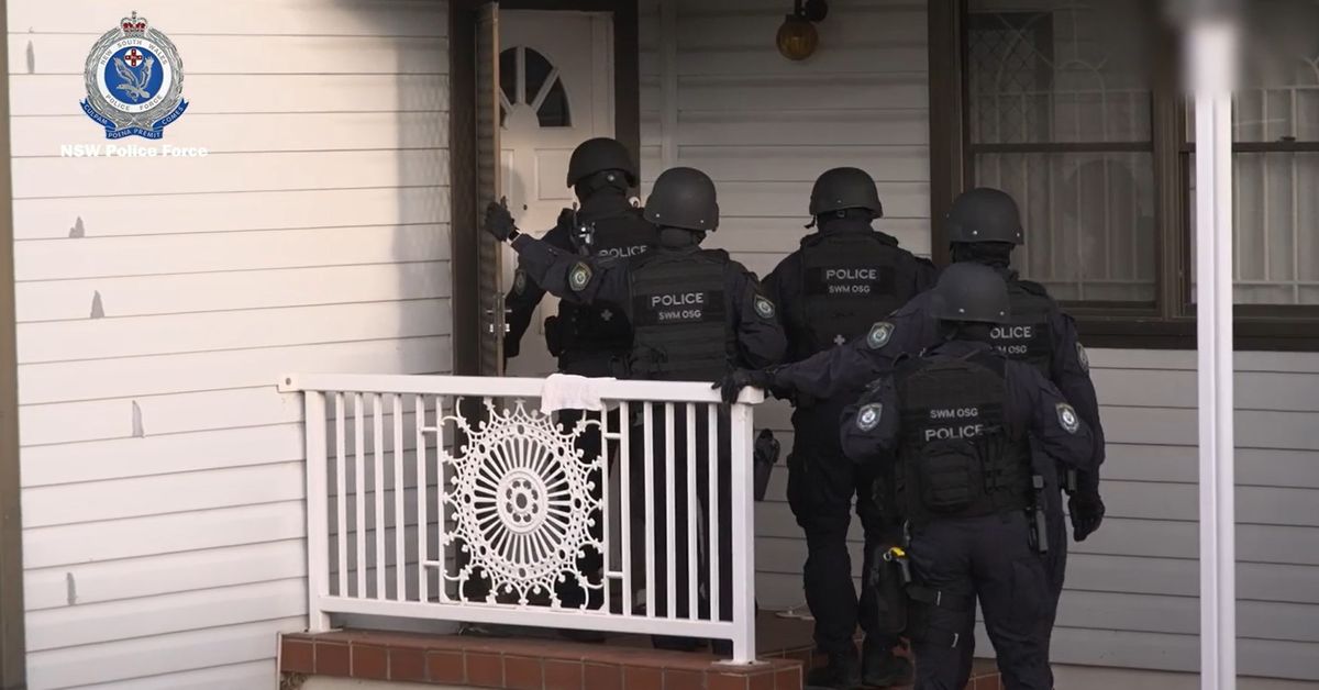 Sydney man charged with blackmail over clubs data breach