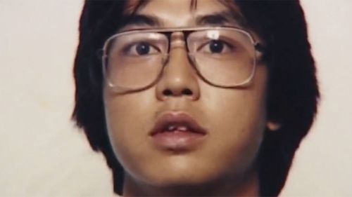 Byran Koji Uyesugi yeni bir fotokopi makinesinin tanıtımından rahatsız olmuştu.