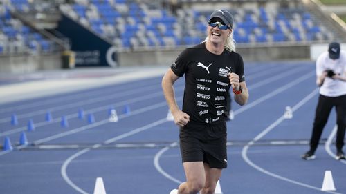 Ned Brockman starts his "Uncomfortable Run", a 1610km run around Sydney Athletics Centre over 10 consecutive nights. 3 October 2024 Photo: Janie Barrett