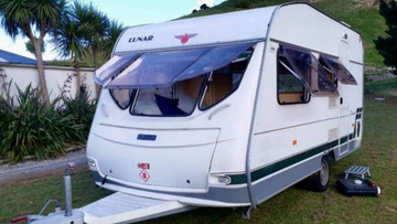 A 4 Berth Lunar caravan for sale was making rounds on Facebook Marketplace between December 22 and 23, which later turned out to be a scam.