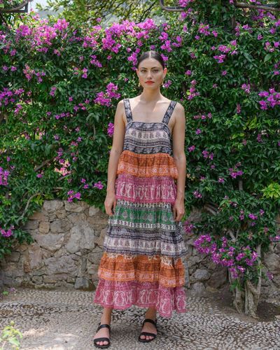 Phoebe Tonkin S Most Memorable Style Moments