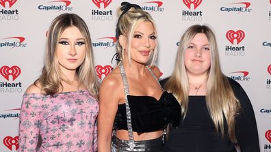 Stella McDermott, Tori Spelling, and Hattie McDermott