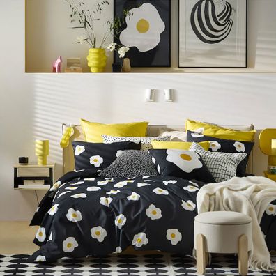 ÖGONLOCKSMAL duvet cover and pillowcase from Ikea has sparked debate over whether the print is an egg or a flower