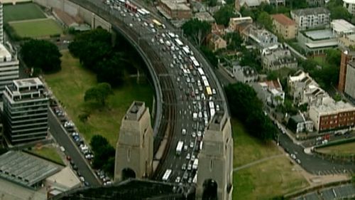 A seemingly endless queue of buses is at a standstill on the Harbour Bridge. (9NEWS)