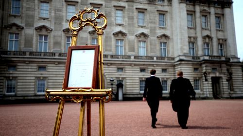 The easel at Buckingham Palace. (AAP)