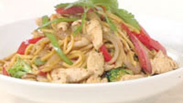 Chilli jam chicken stir-fry with hokkein noodles