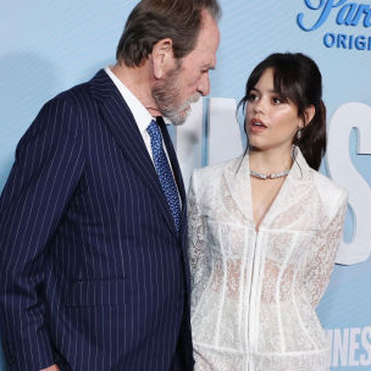 WATCH: Awkward moment on red carpet between Jenna Ortega and Tommy Lee Jones  - 9Celebrity