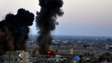 Israeli air strikes targeting the Gaza Strip continues. (Getty)