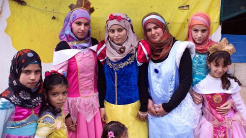 Artist transforms Syrian refugee girls into Disney princesses for International Women’s Day