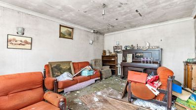 13 Wallace Street Marrickville Sydney dump derelict Domain house auction