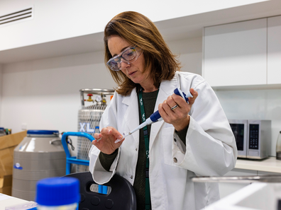 Dr. Justine O'Brien is Manager of Conservation Science at Taronga Zoo Sydney and works on the zoo's Frog Conservation Biobanking.