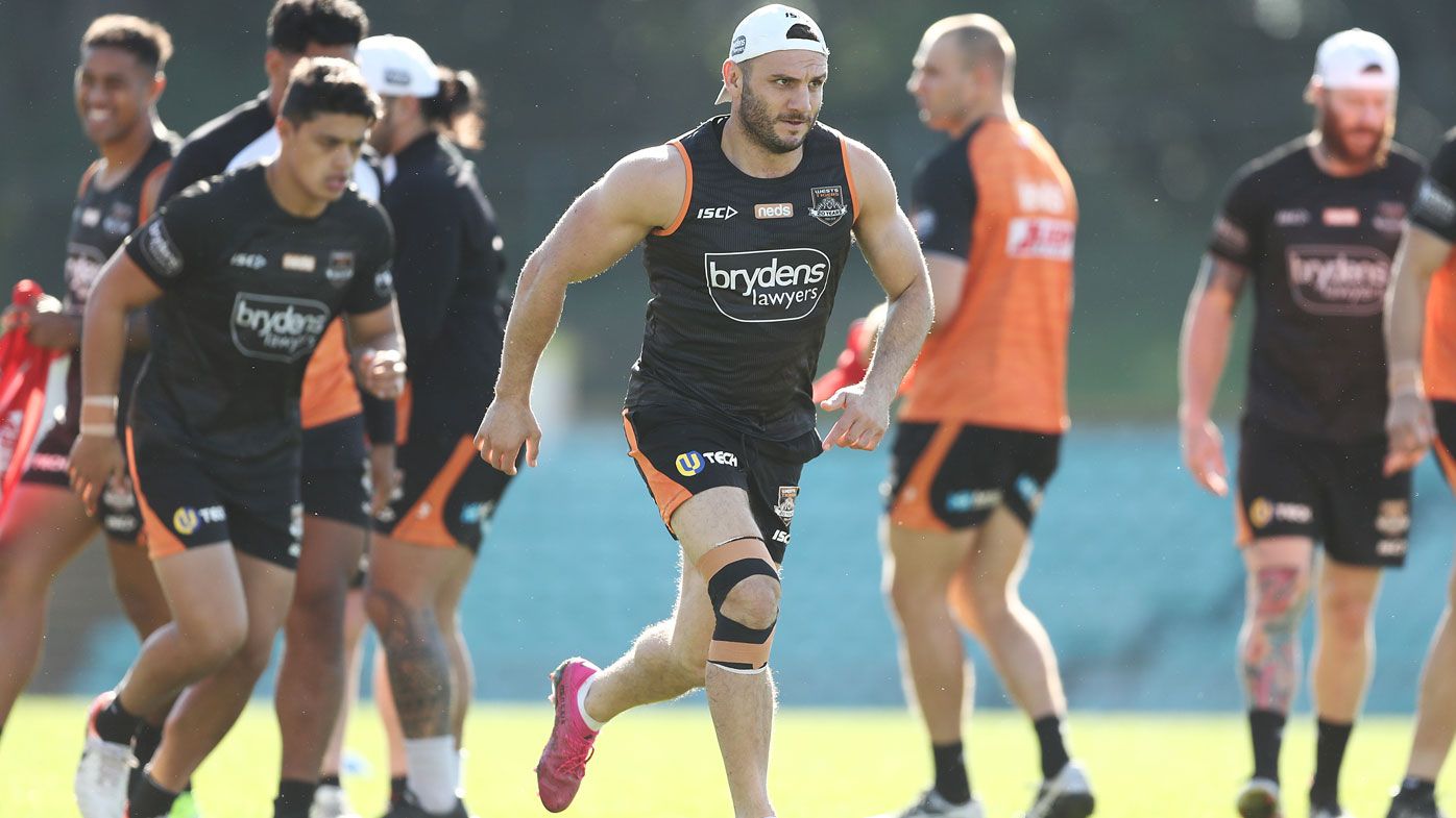 Robbie Farah trains with Wests Tigers to lift comeback hopes