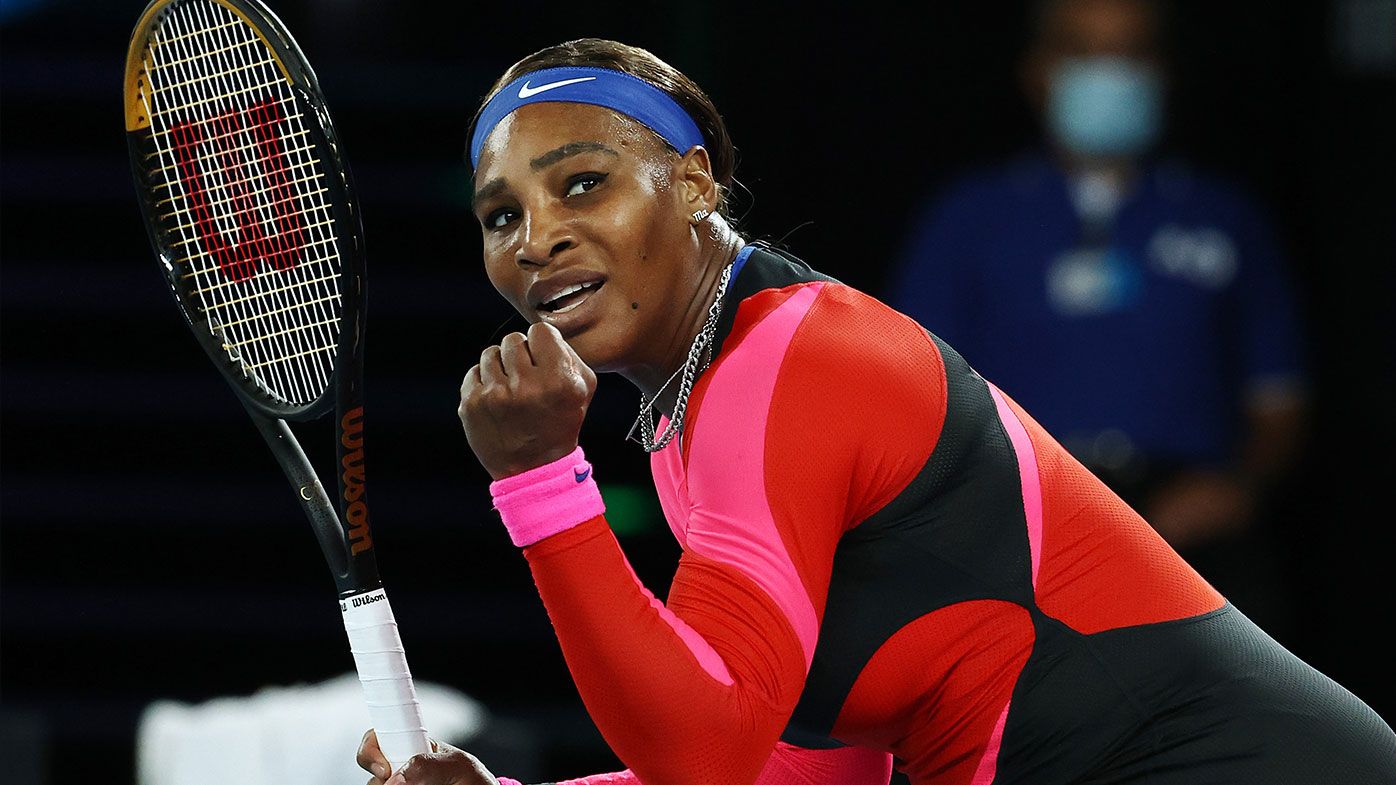 Serena Williams downs Simona Halep, advances to Australian Open semi-final