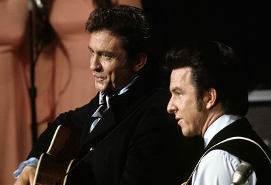 THE JOHNNY CASH SHOW - Airdate: March 24, 1971. (Photo by ABC Photo Archives/Disney General Entertainment Content via Getty Images) JOHNNY CASH AND BROTHER TOMMY CASH