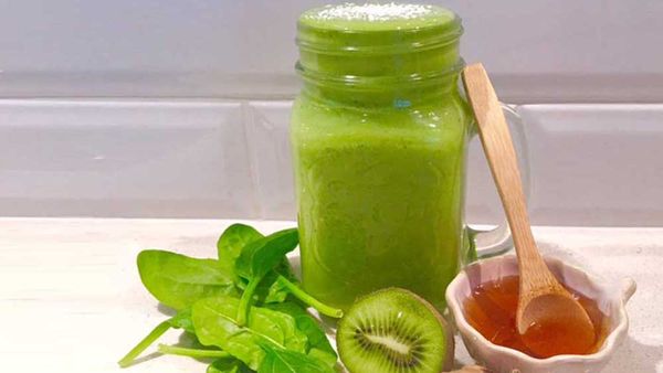 Frequent flyer green smoothie