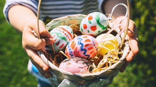 How to keep Easter safe for kids with allergies