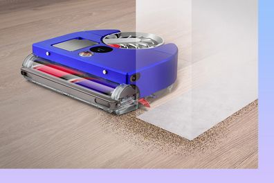 9PR: Dyson robot vacuum