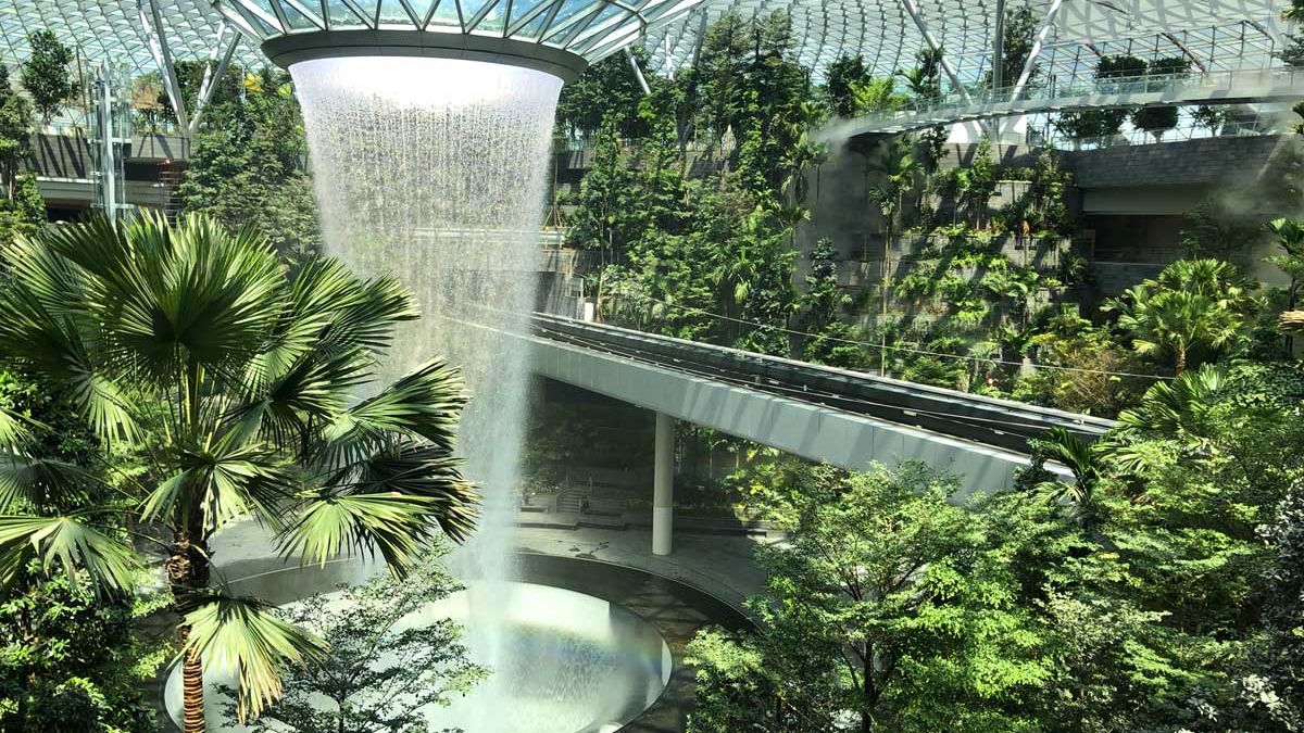 Singapore Guide: Changi Airport crowned world's best airport