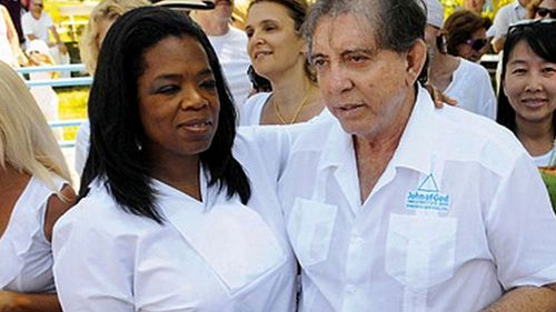 In 2012 Oprah Winfrey traveled to visit de Faria to record a special for her talk show, Super Soul Sunday. She told Brazilian media at the time that the experience was overwhelming. "It was so strong that I had to sit down because I felt like I was going to pass out," she told Band TV Goiania.