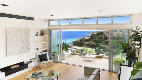 Wayne Cooper finally sells Tamarama home