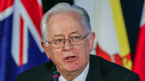 Australia signs Trans-Pacific Partnership free trade deal